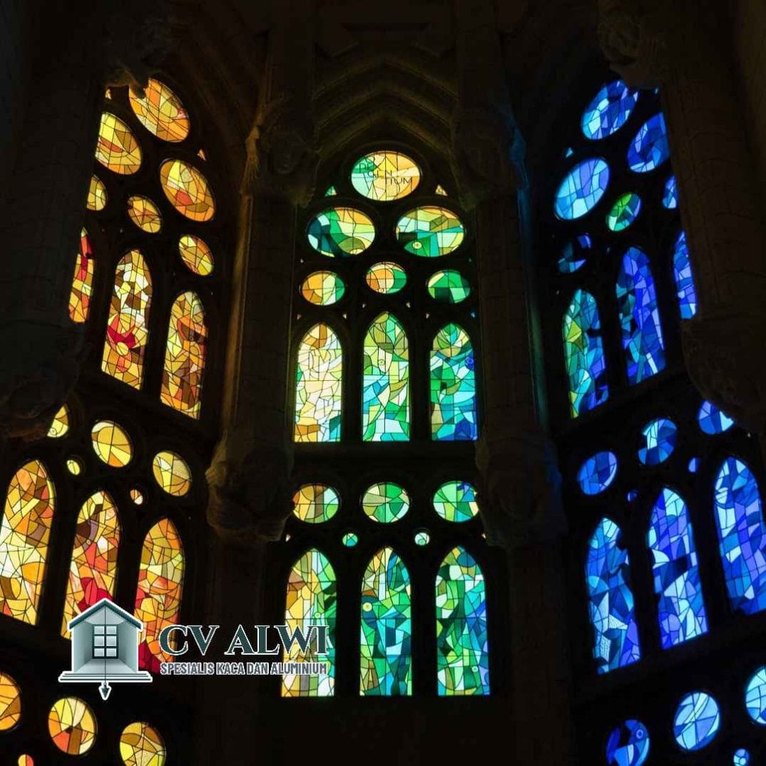 Toko Kaca Patri di Serang untuk Dekorasi Interior Klasik