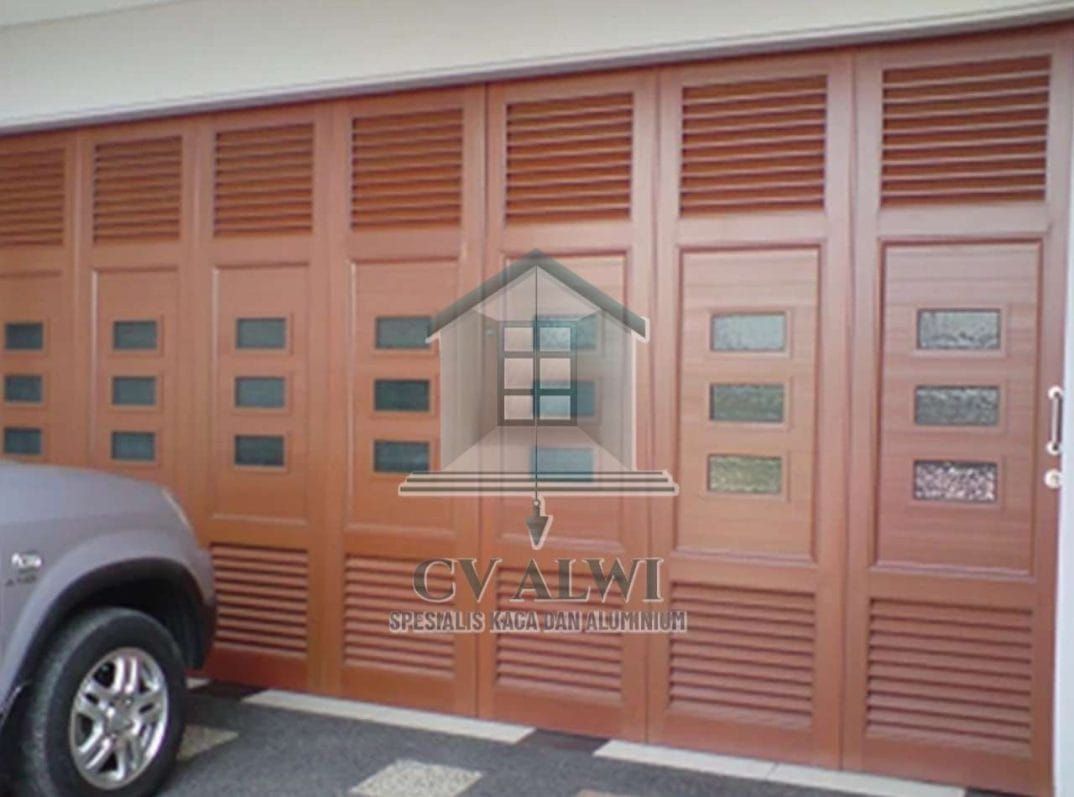 Spesialis pintu garasi aluminium motif kayu gratis survei